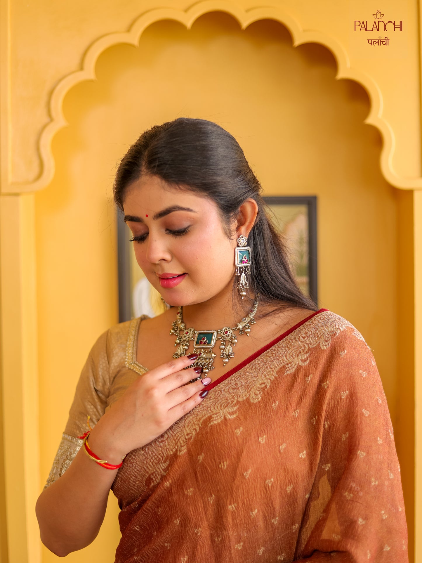 Pure Georgette Zari Buti Saree