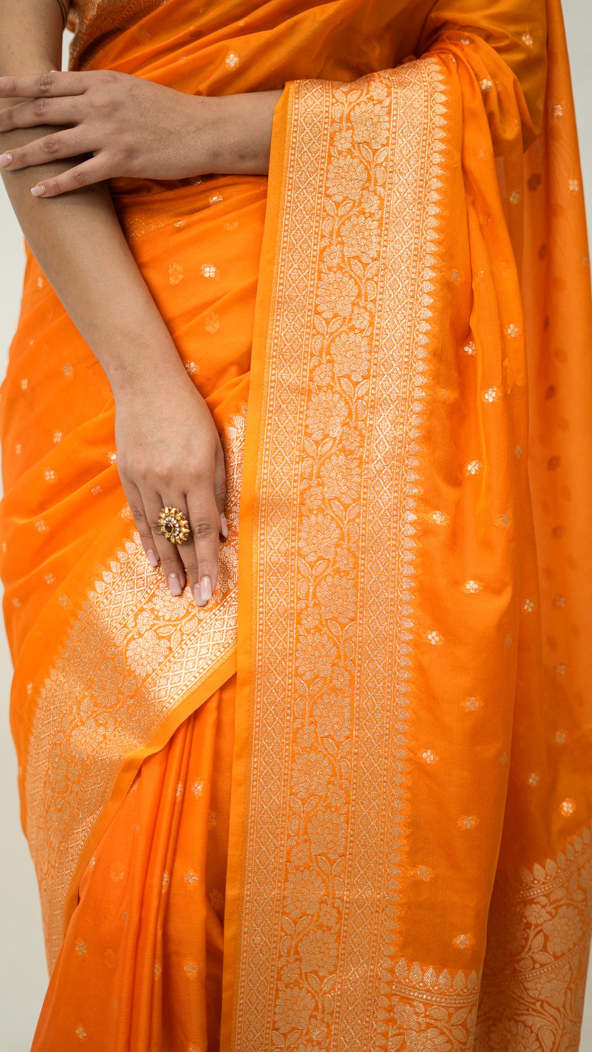 Semi Chiffon Zari Work Saree