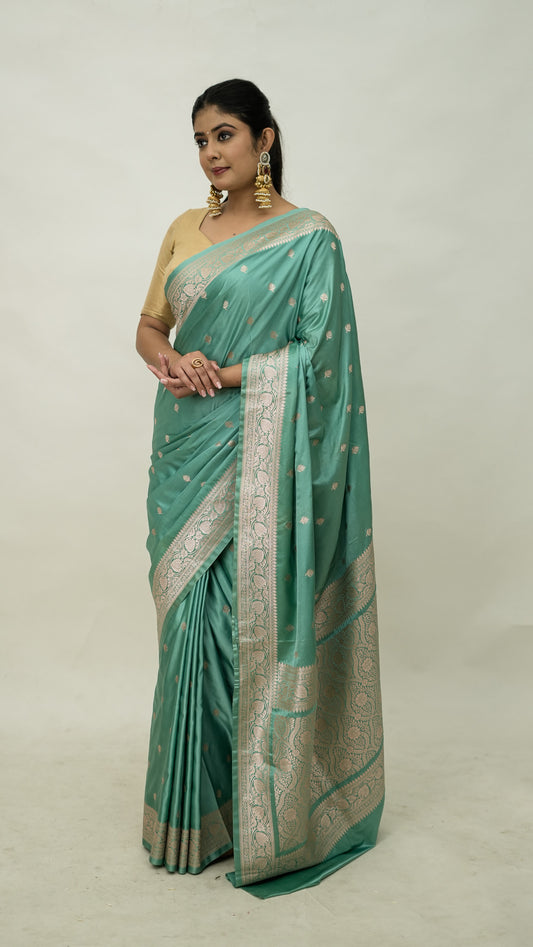 Semi Georgette Buta Checks Saree