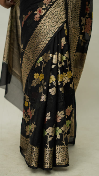 Semi Georgette Floral Zari Saree