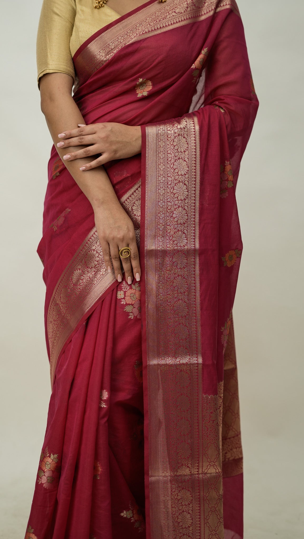 Semi Georgette Tilfi Buta Kataan Saree