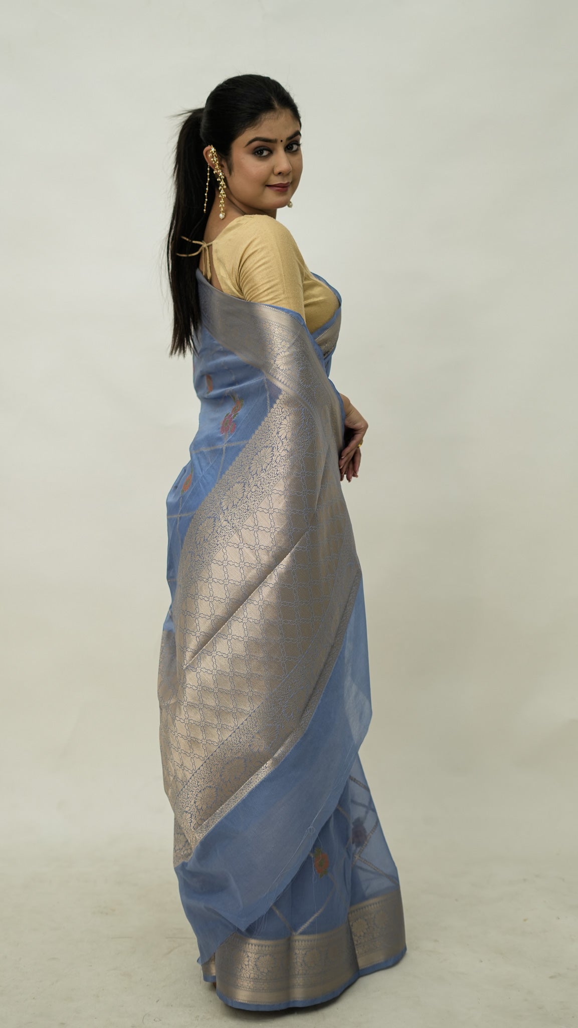 Semi Georgette Buta Checks Saree