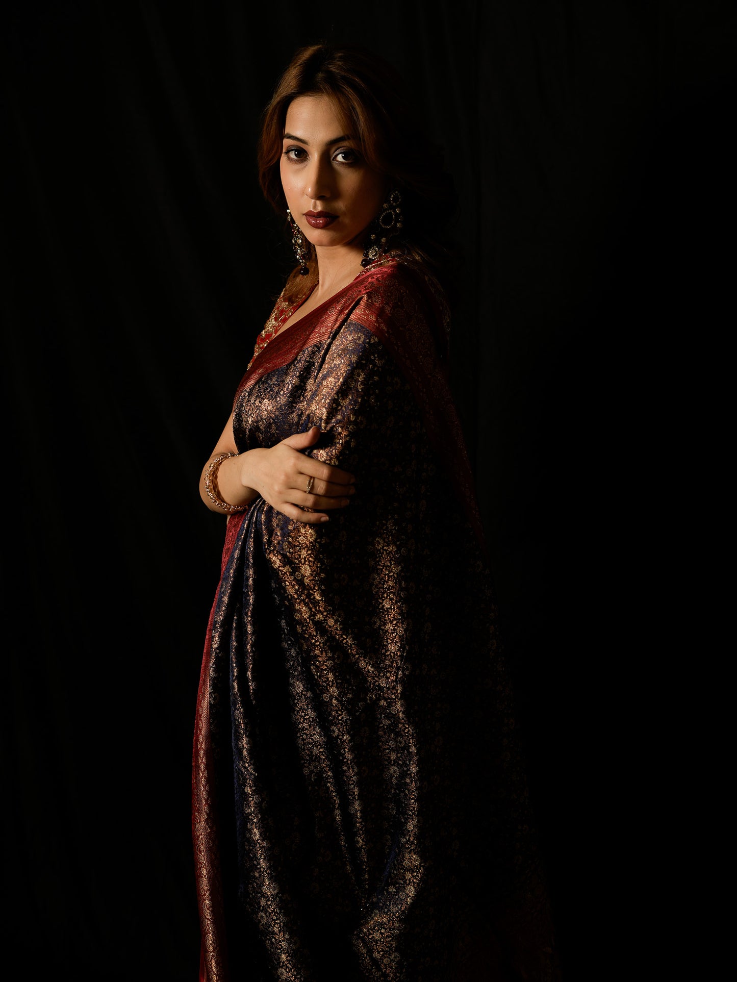 Satin Dohri Tanchoi Saree with Resham Work