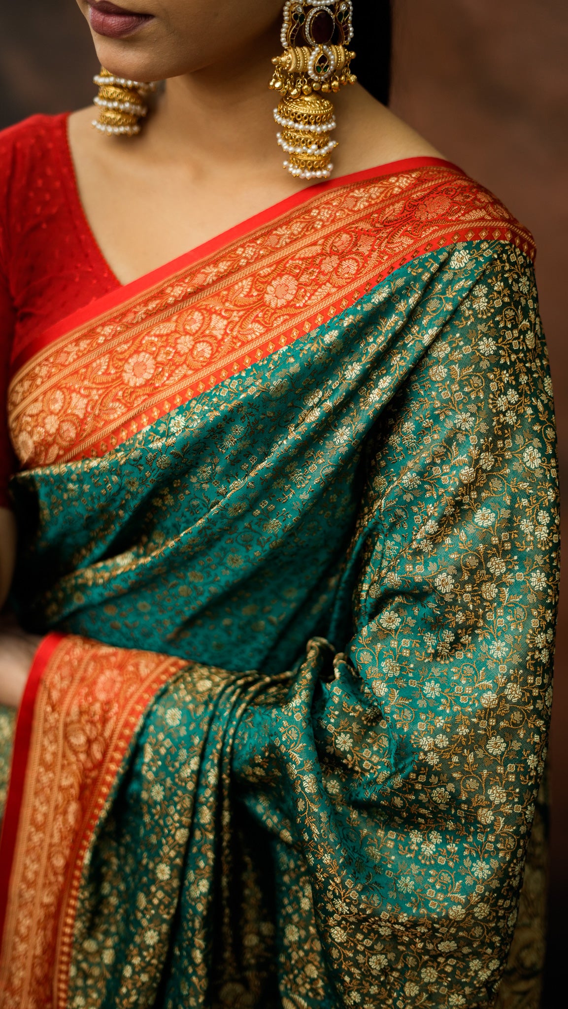 Satin Silk Tanchoi Dohri Buti Saree (Pure Resham)